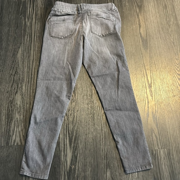 🍍DEMOCRACY JEANS🍍GRAY WASHED SIZE 12 Ab technology🍍skinny🍍29” inseam🍍9 rise - Picture 3 of 3